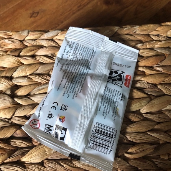 Thomas & Friends Minis Trains: Edward - Picture 2 of 2